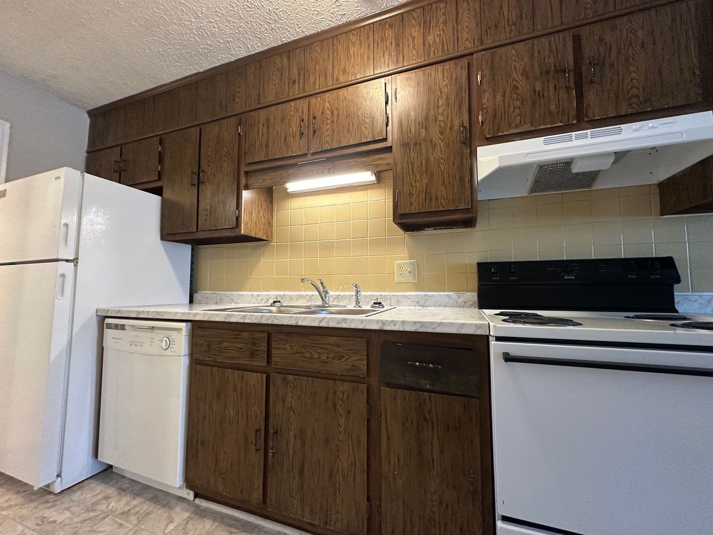 Lynchburg Apartment: 1416-1424 Tunbridge Road