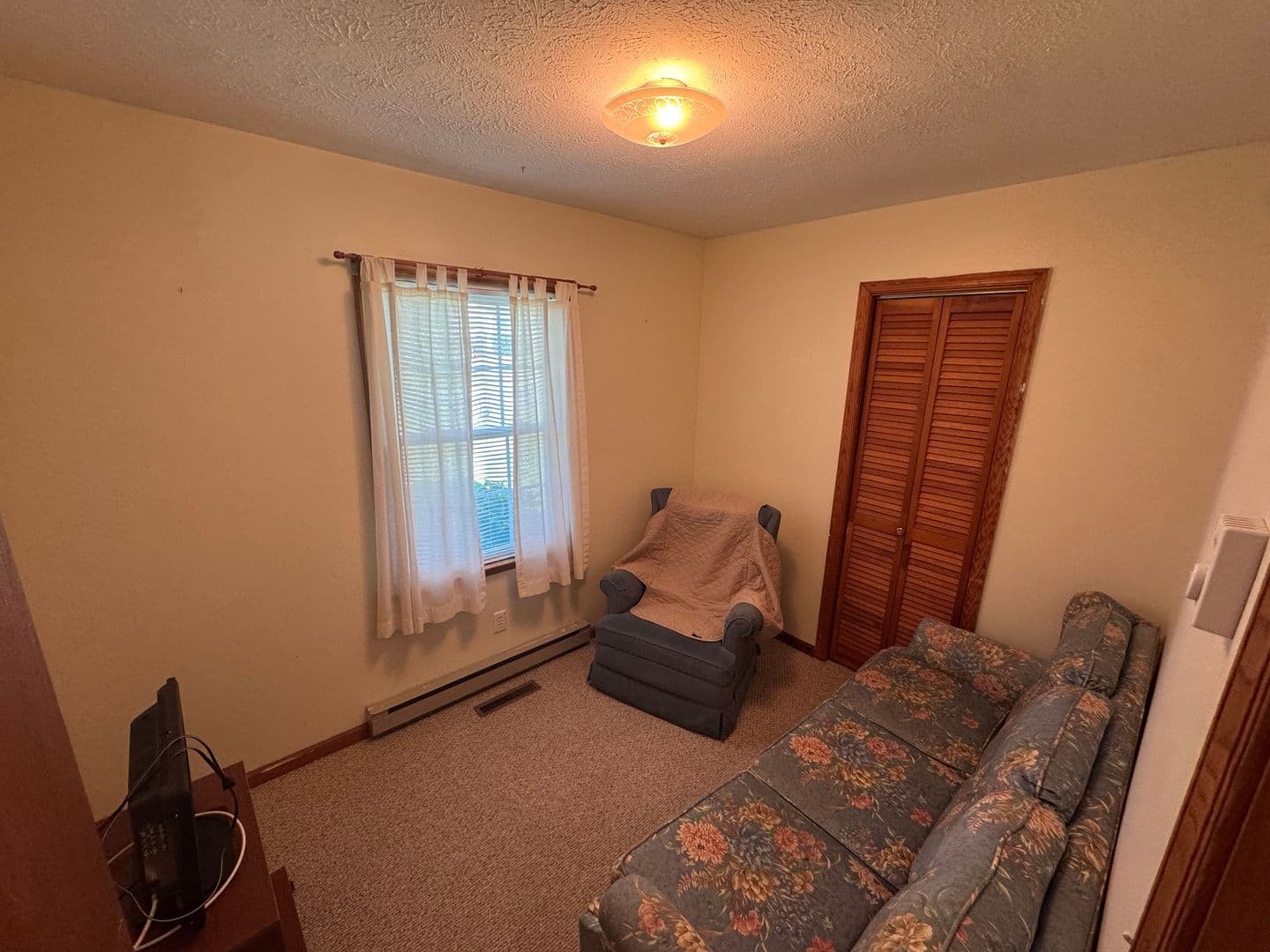 Forest House: 312 Foreston Drive