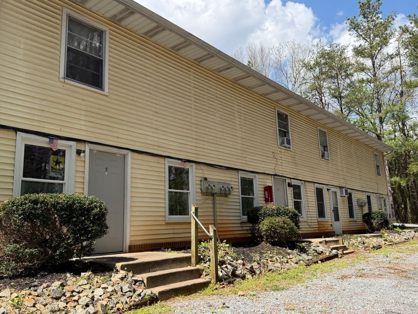 Altavista Apartment: 78 Oak Ridge Drive