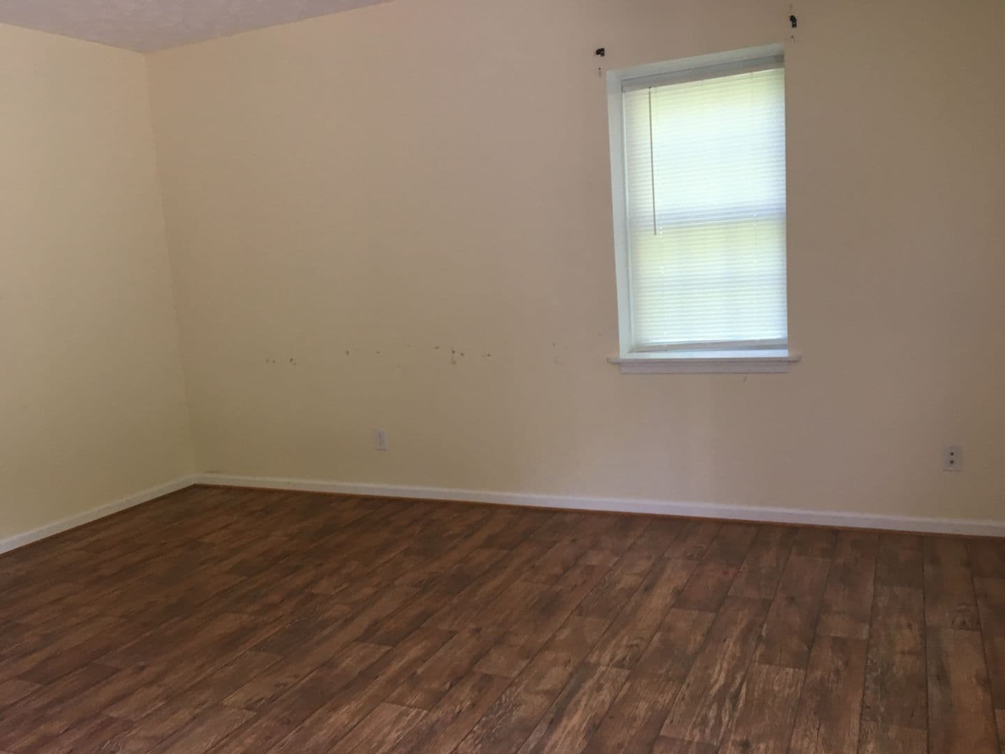 Madison Heights Apartment: 107-111 Aidens Way