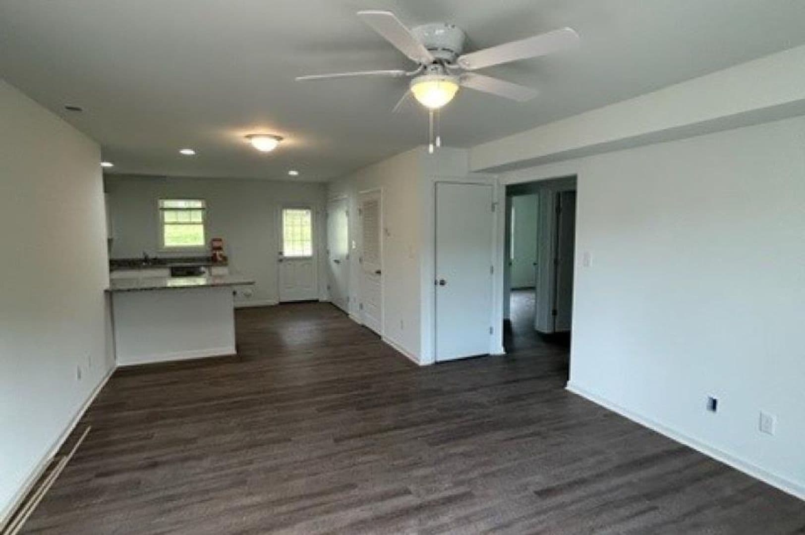 Appomattox Apartment: 171-175 Hunter Street