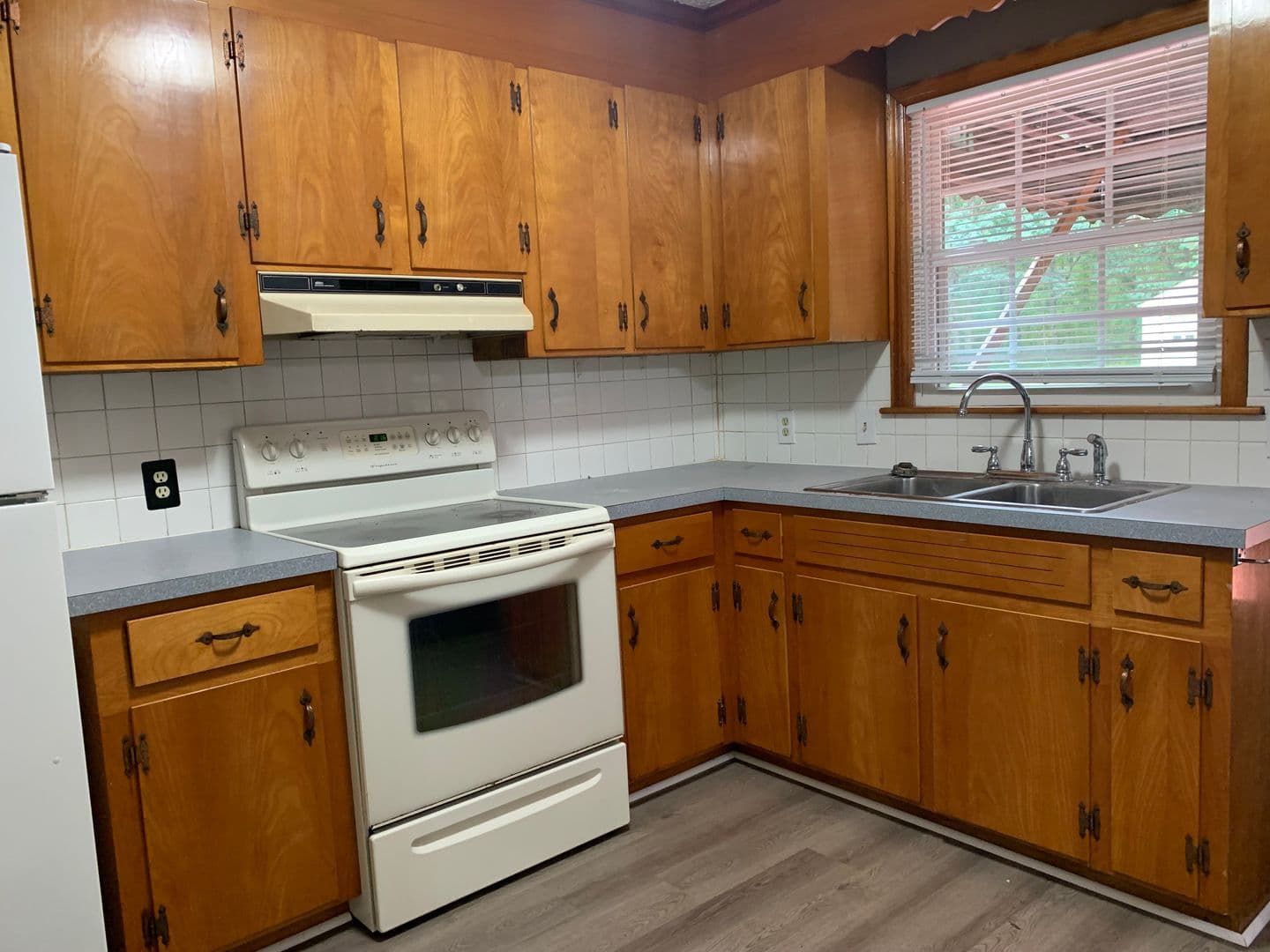 Rustburg House: 439 Rocky Road
