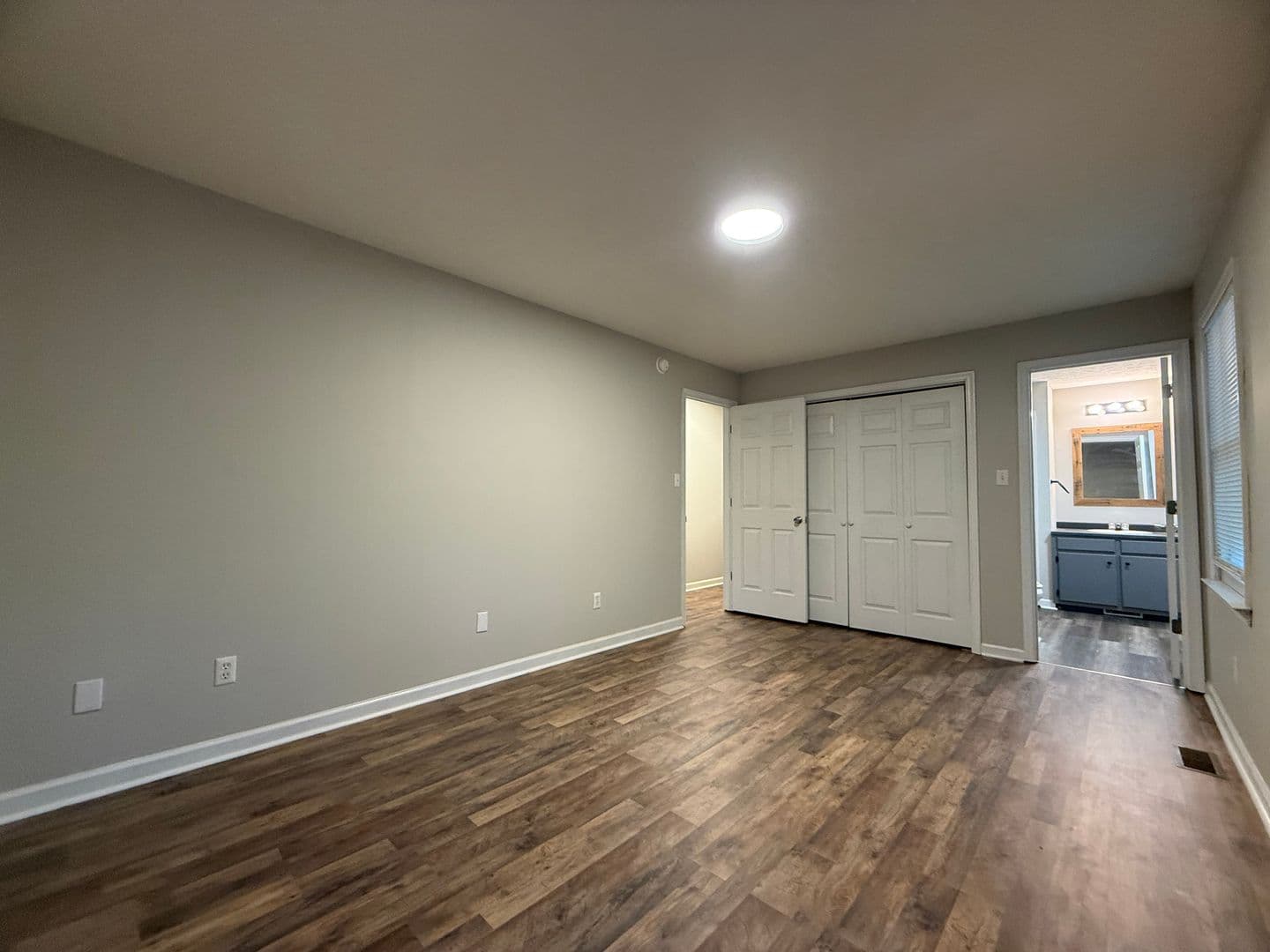 Amherst Apartment: 135-137 Cooper Street