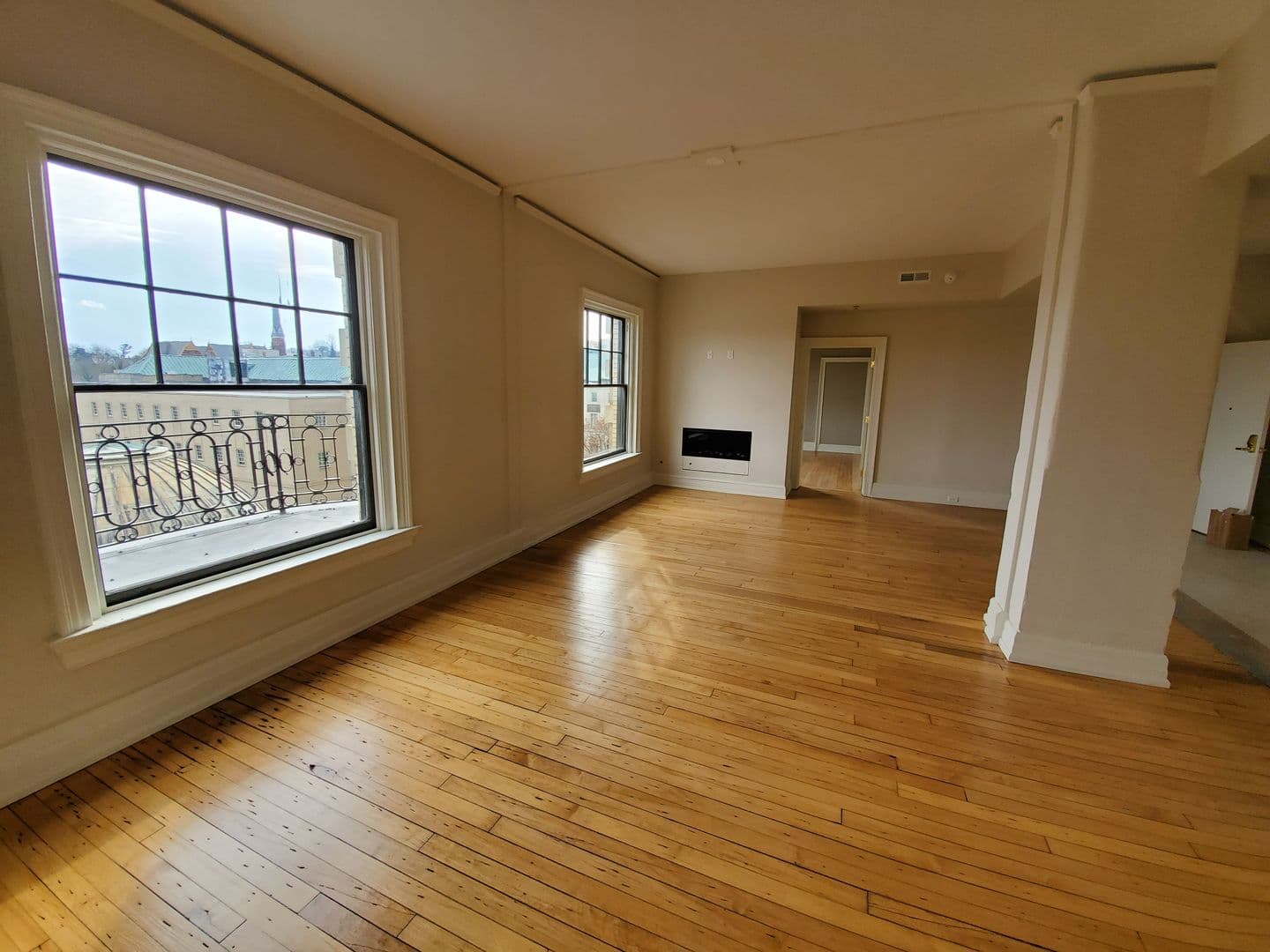 Lynchburg Apartment: 203 9th Street