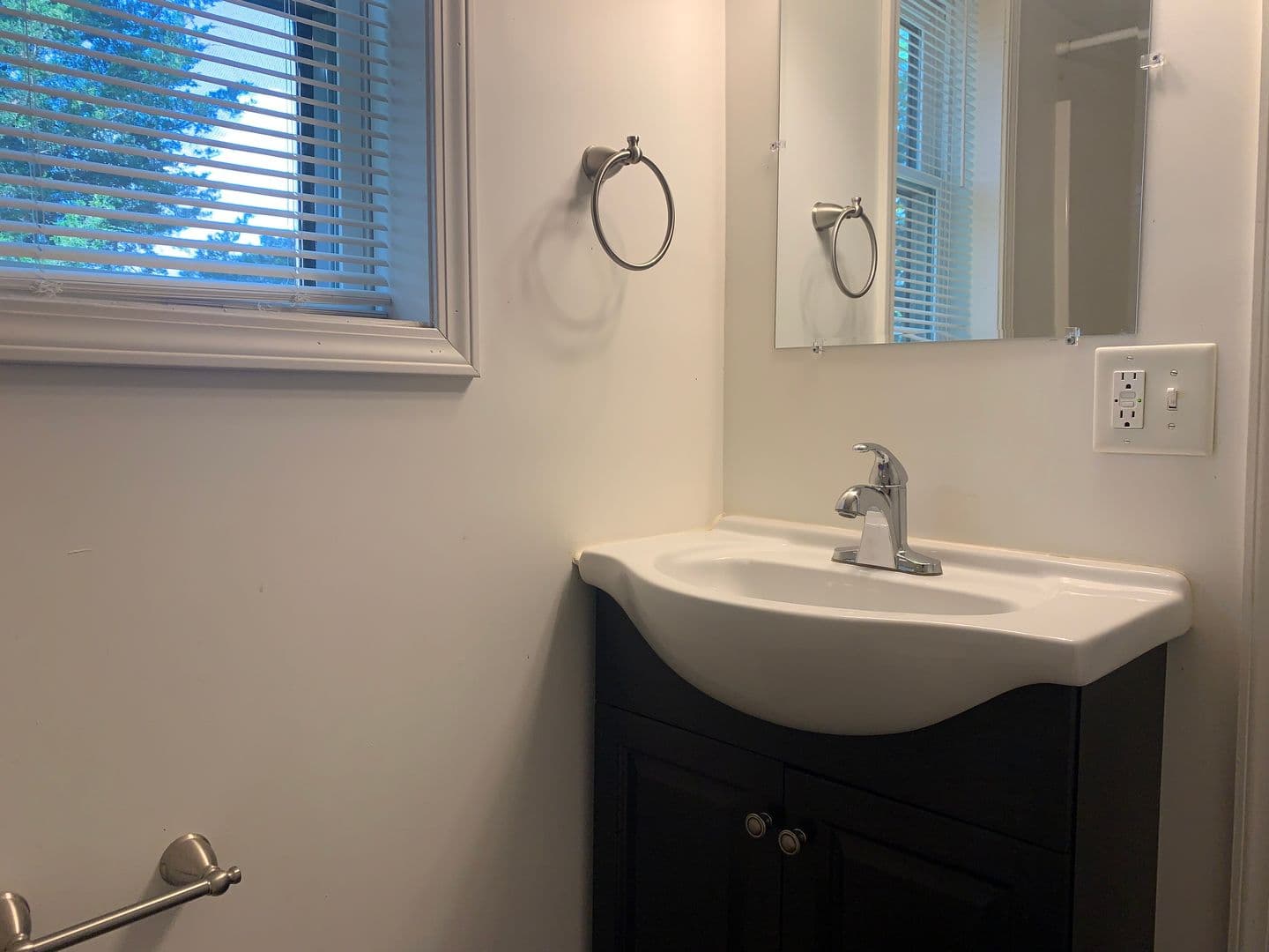 Forest Apartment: River Oak Drive