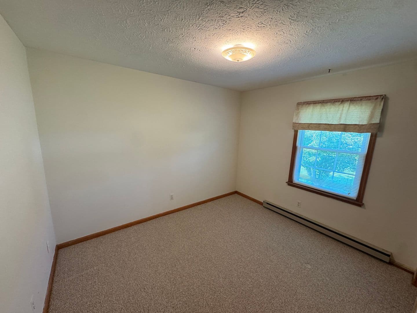 Forest House: 312 Foreston Drive