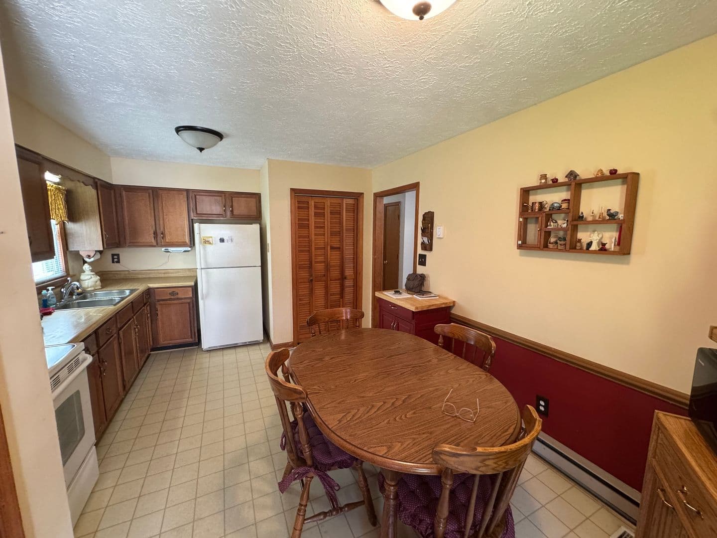 Forest House: 312 Foreston Drive