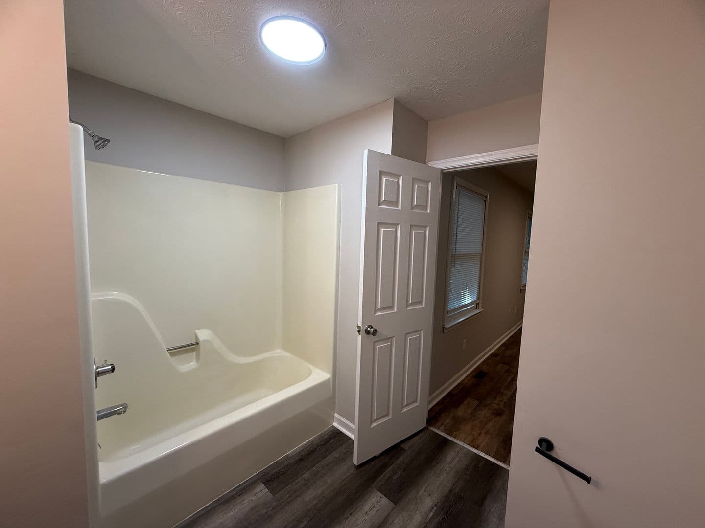 Amherst Apartment: 135-137 Cooper Street