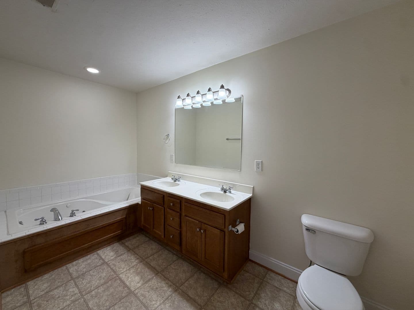 Lynchburg Apartment: Blenheim Dr-Margate Dr-Northwynd Cir