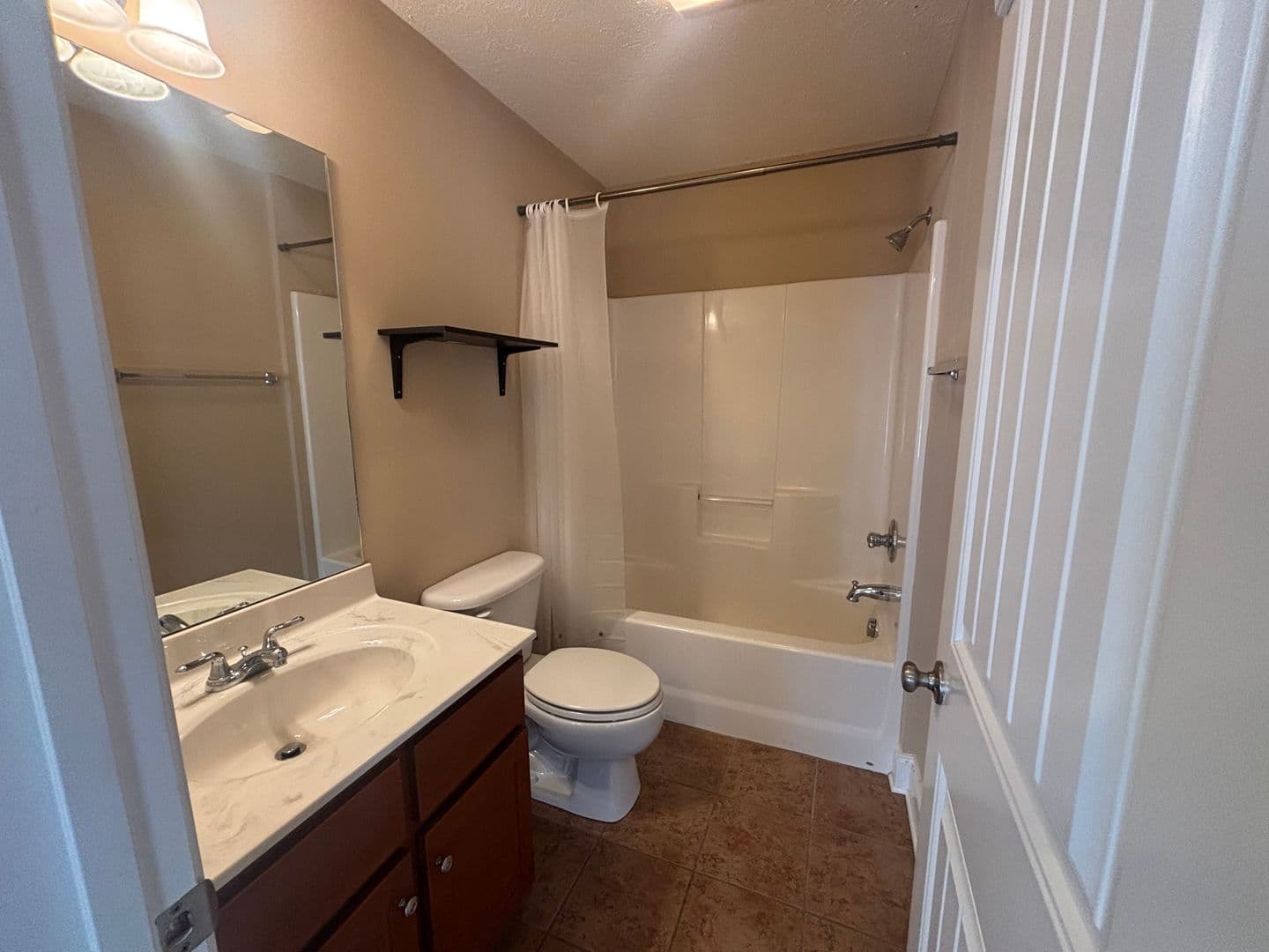 Lynchburg Townhome: 2009 Lakeside Drive #106