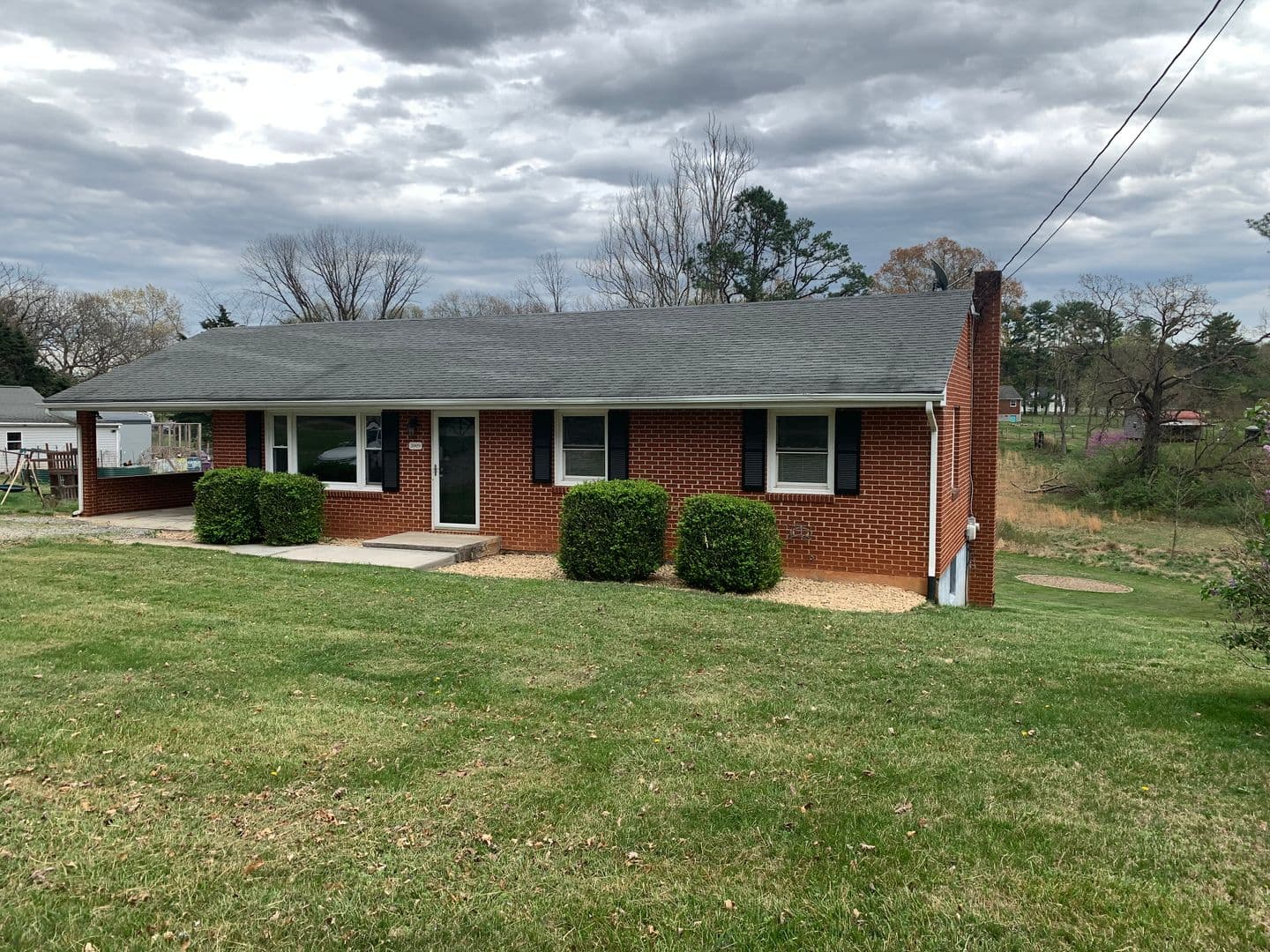 Bedford House: 3009 Sleepy Ridge Drive