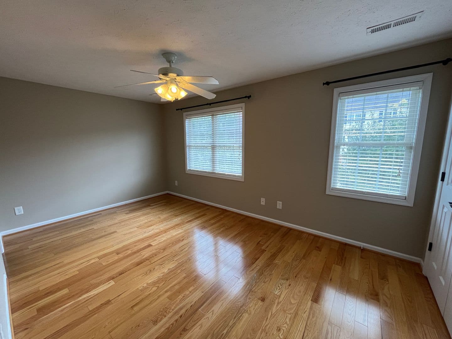 Lynchburg Townhome: 696 Wyndhurst Drive
