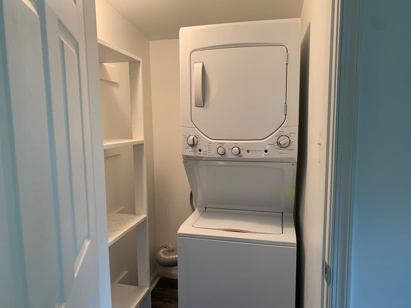 Forest Apartment: River Oak Drive
