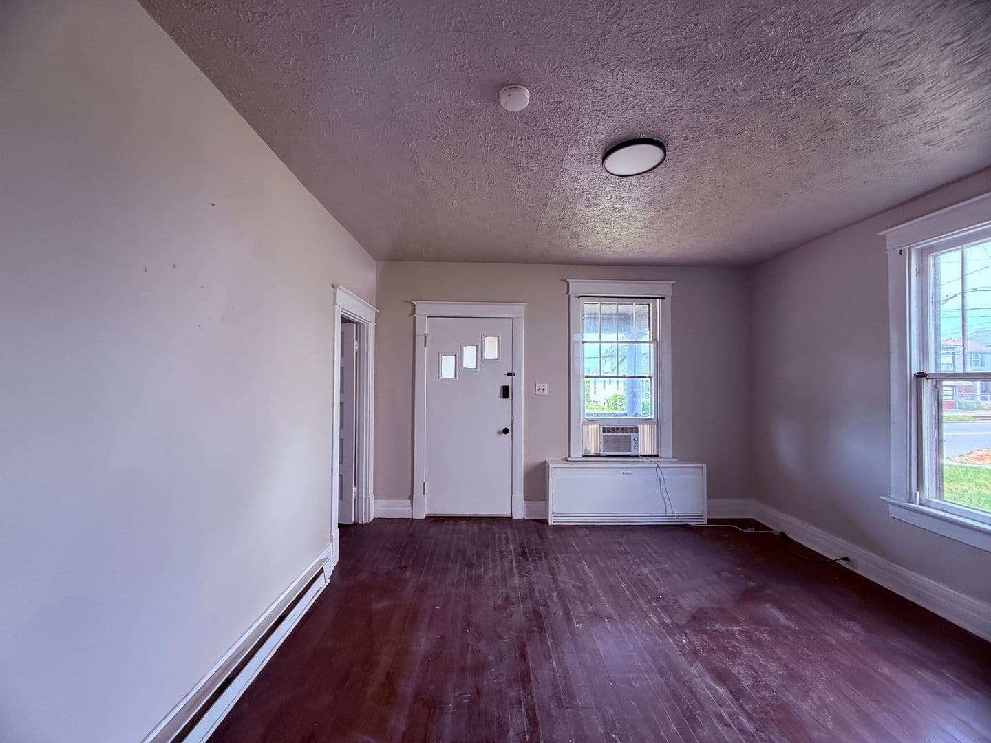 Lynchburg Apartment: 1700 Bedford Avenue Apts A & B
