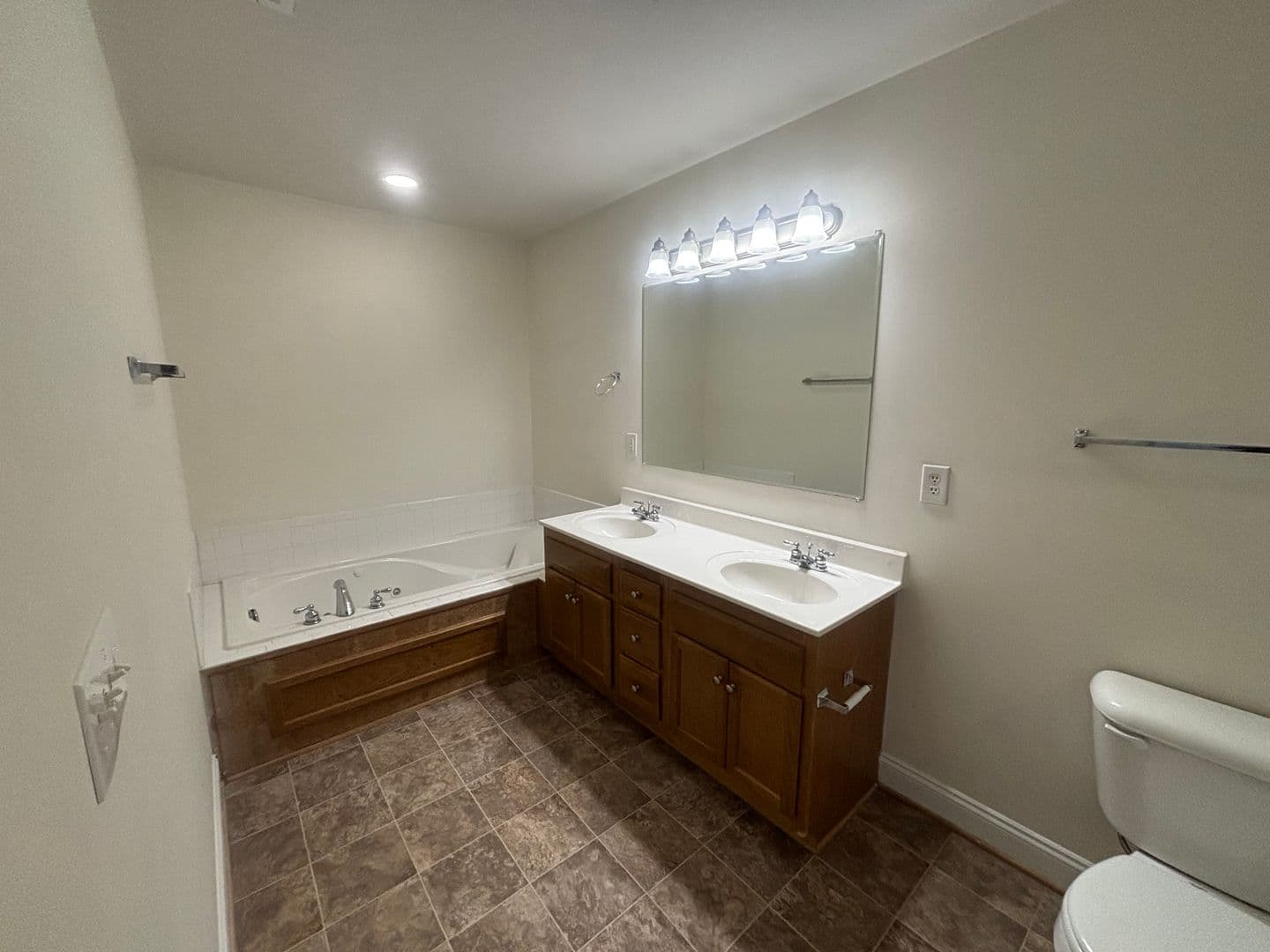Lynchburg Apartment: Blenheim Dr-Margate Dr-Northwynd Cir