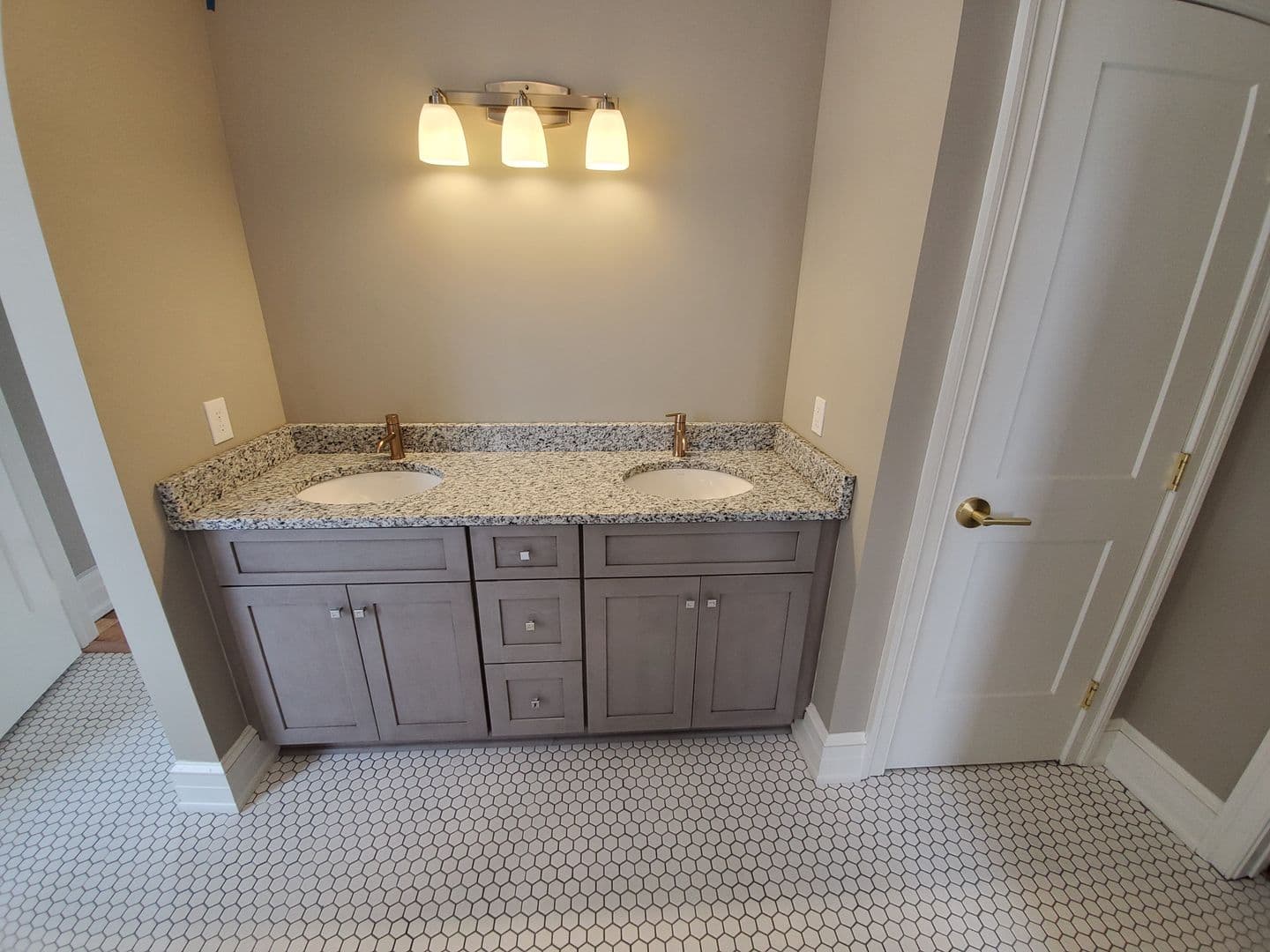 Lynchburg Apartment: 203 9th Street