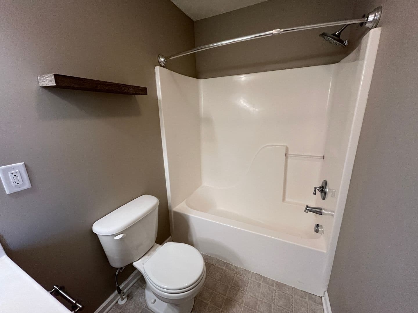Lynchburg Townhome: 696 Wyndhurst Drive