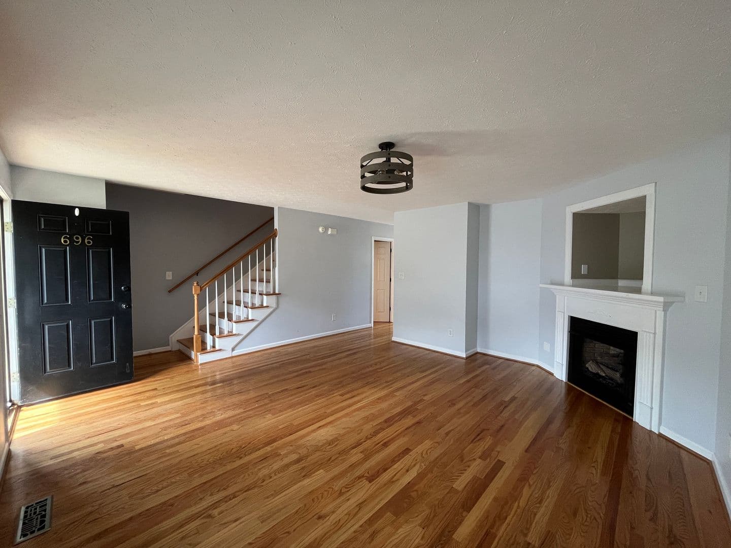 Lynchburg Townhome: 696 Wyndhurst Drive