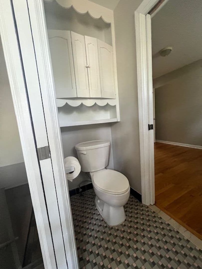 Mt. Clemens House: 10 Shiawasse Circle