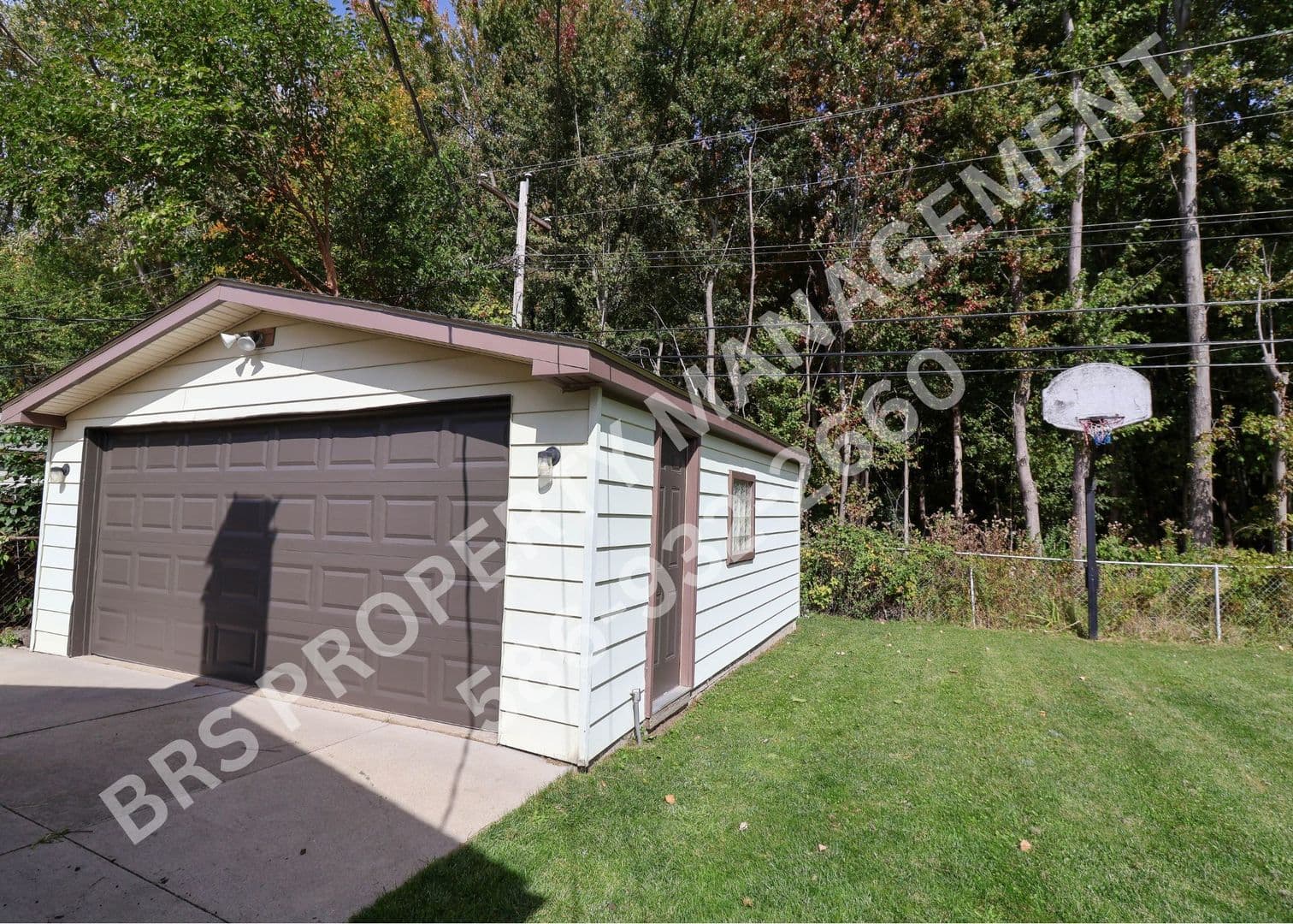 Harrison Township House: 24945 Orchid