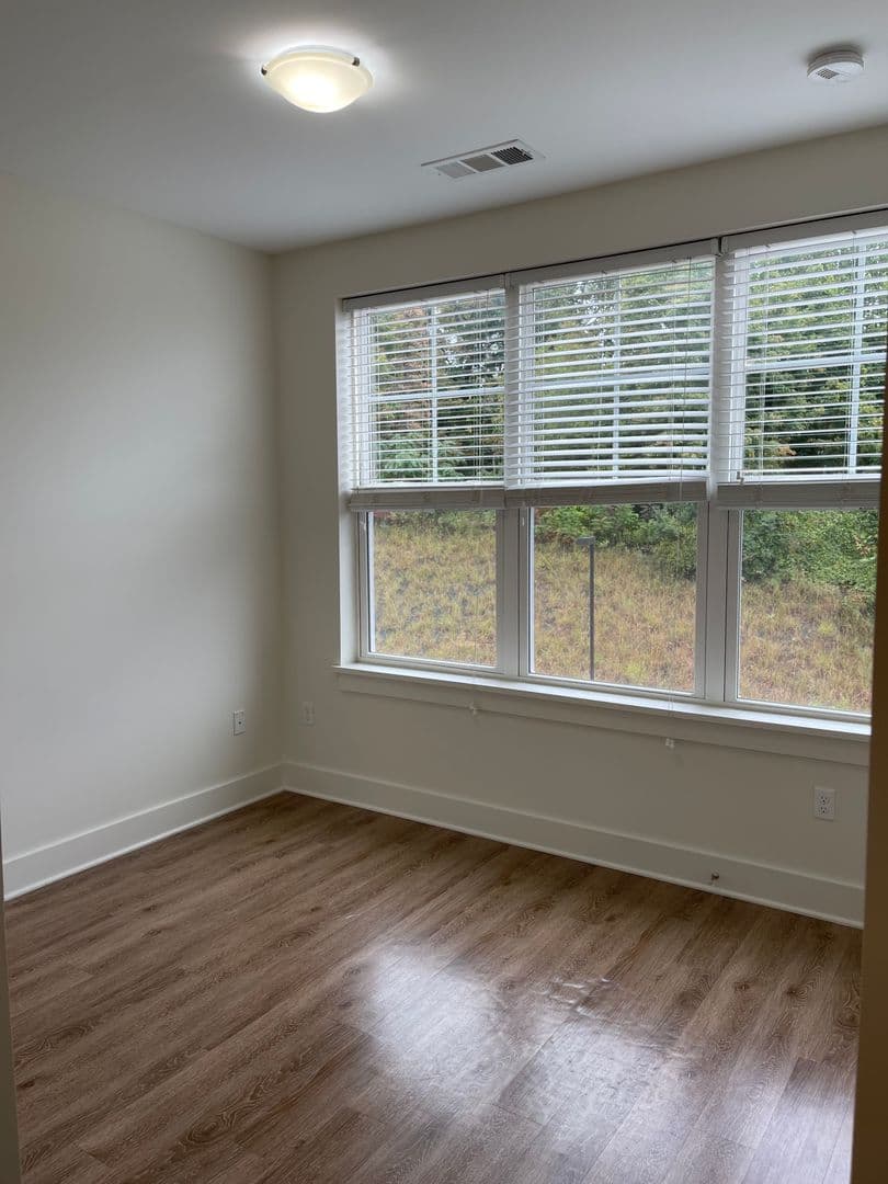 Brookfield Apartment: 398 Federal Road