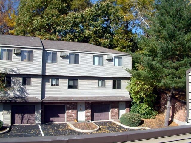 Danbury Apartment: 124 Coalpit Hill Road