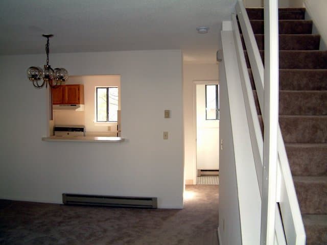 Danbury Apartment: 124 Coalpit Hill Road
