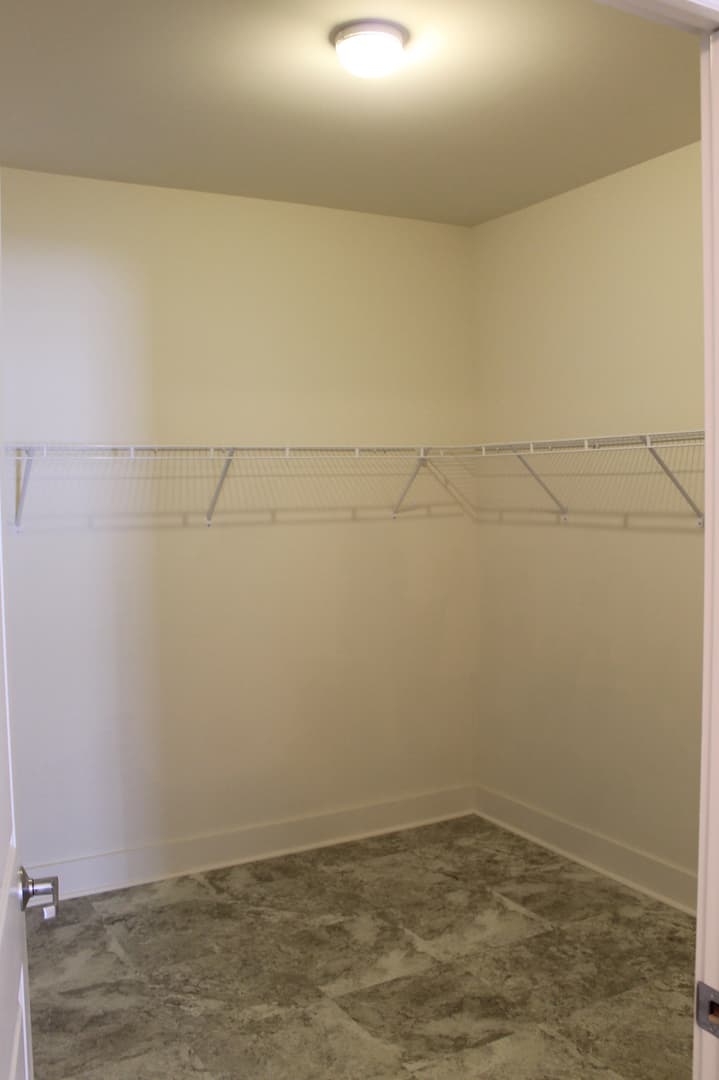 Brookfield Apartment: 398 Federal Road