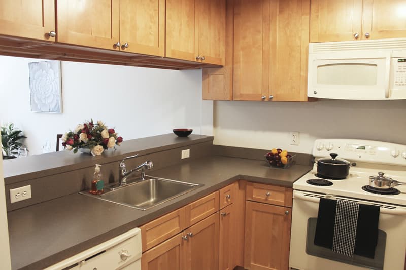 Danbury Apartment: 30 Crosby Street