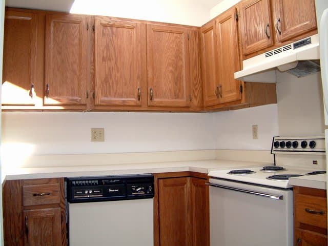 Danbury Apartment: 124 Coalpit Hill Road