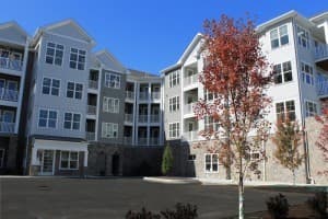 Brookfield Apartment: 398 Federal Road