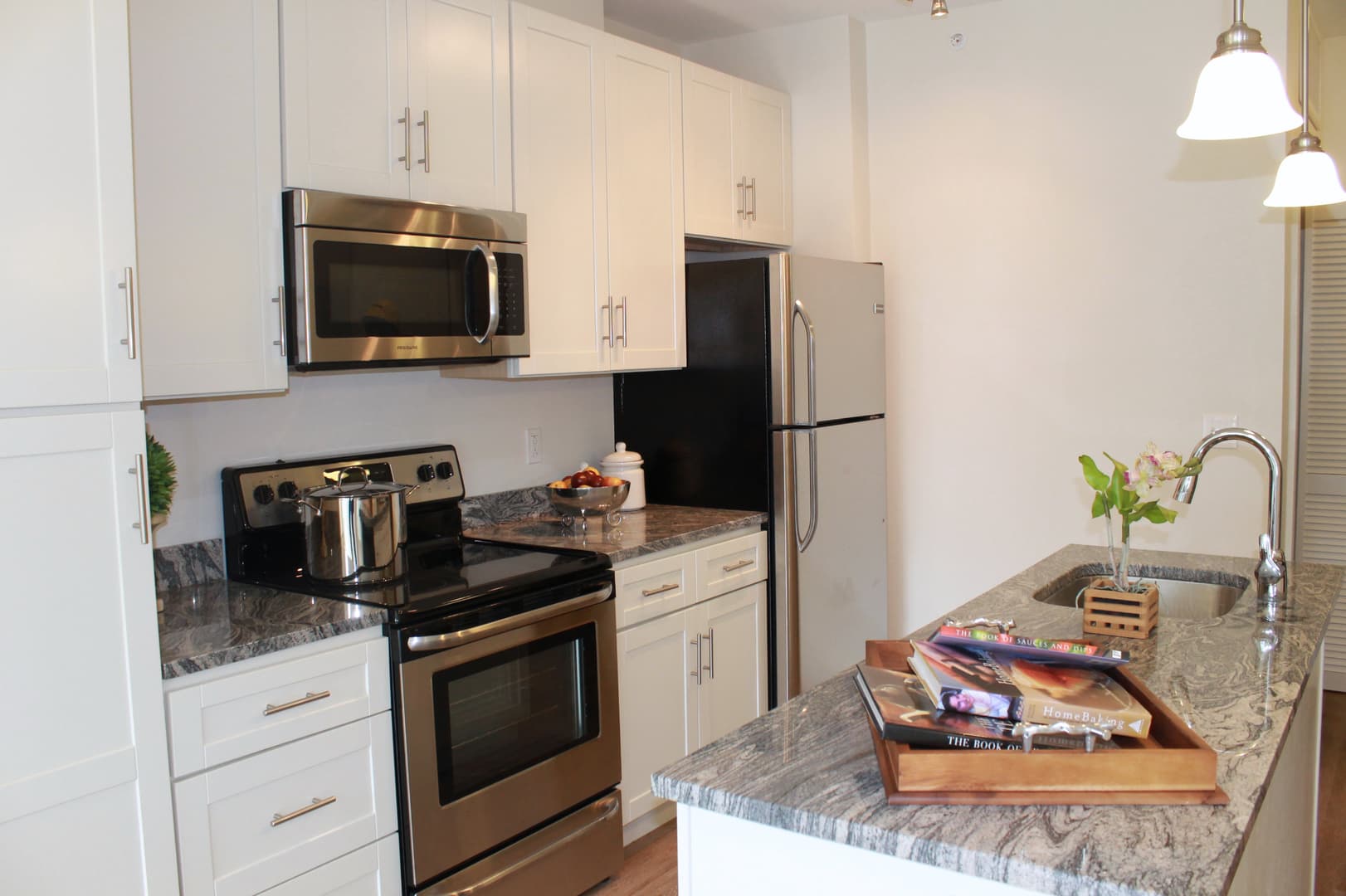 Brookfield Apartment: 398 Federal Road