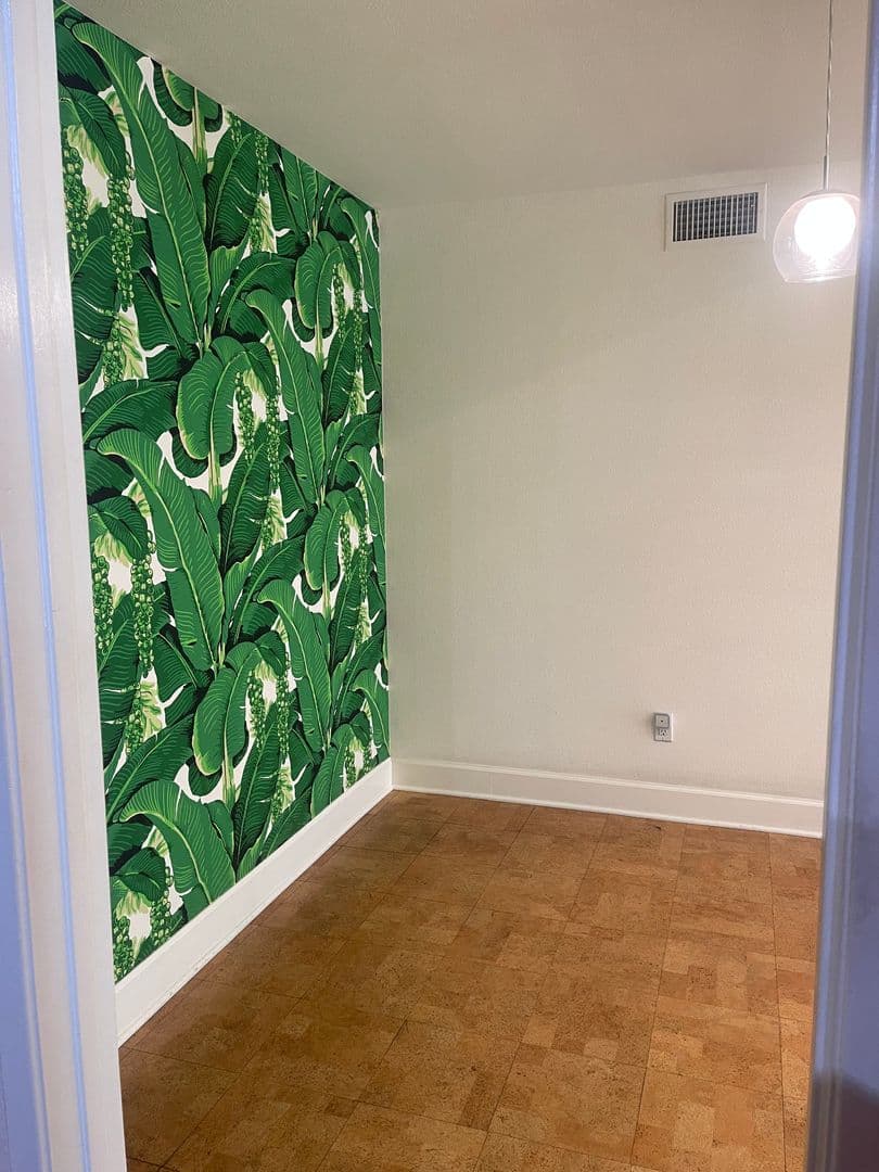Los Angeles Condo: 1940 Highland Ave