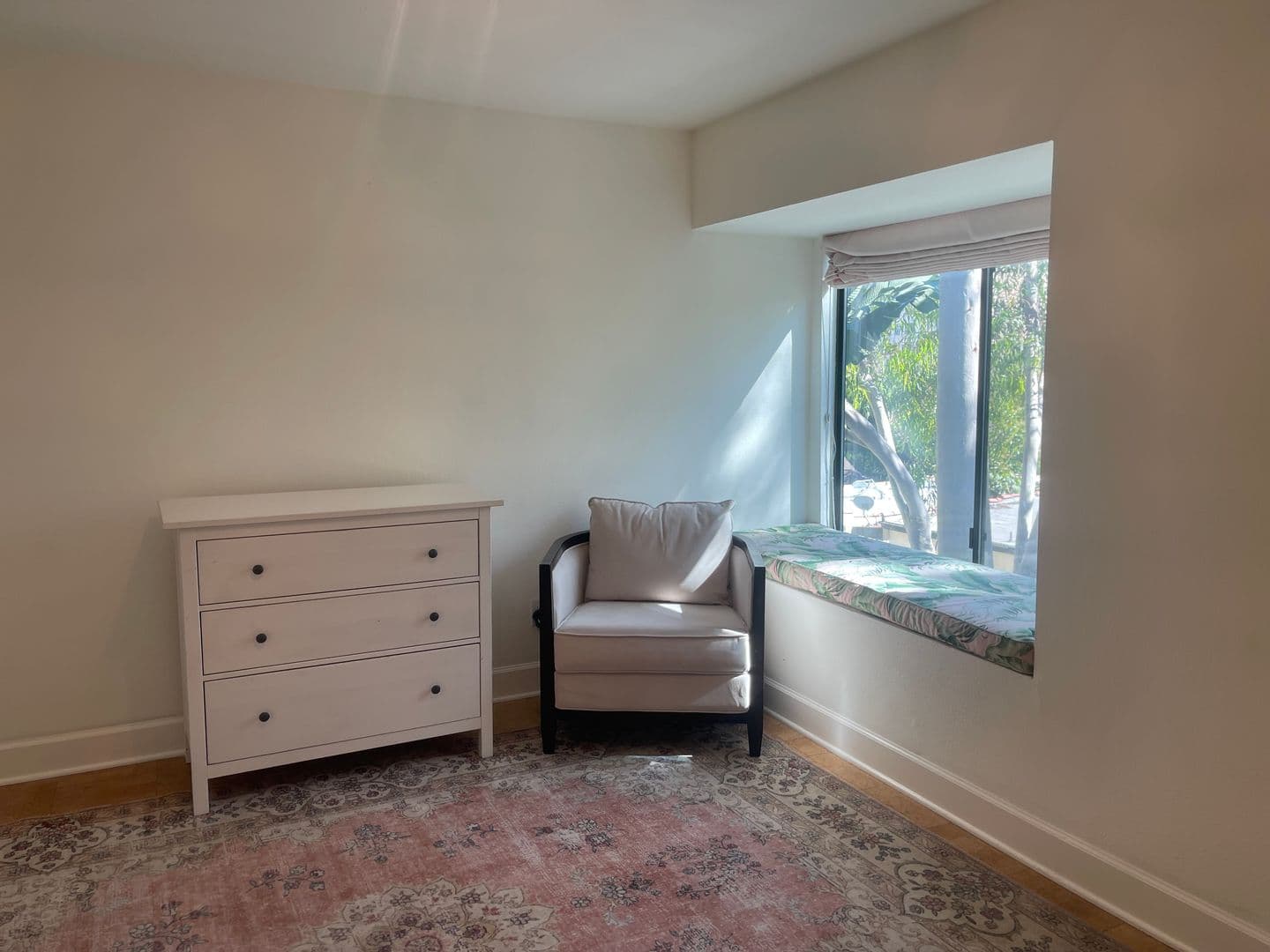 Los Angeles Condo: 1940 Highland Ave