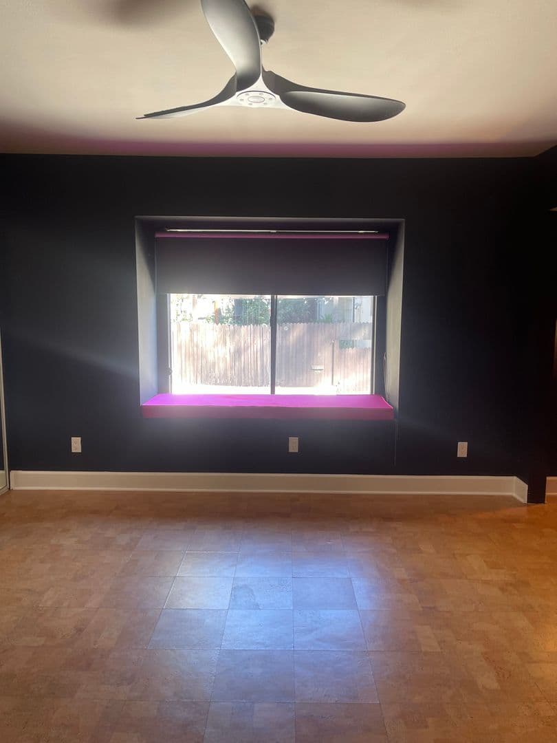 Los Angeles Condo: 1940 Highland Ave