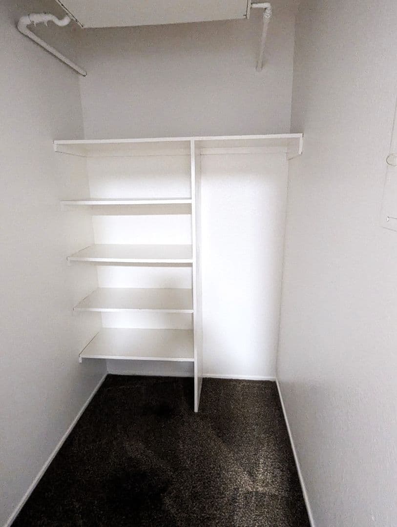 SACRAMENTO Apartment: 2115 WYDA WAY