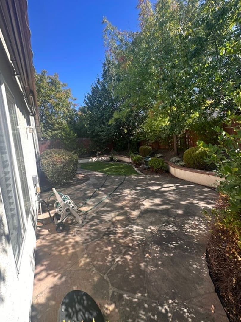 Rocklin House: 1500 Olympic Circle