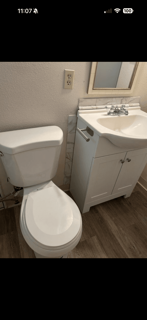 DAVIS Condo: 1703 DONNER AVENUE #4