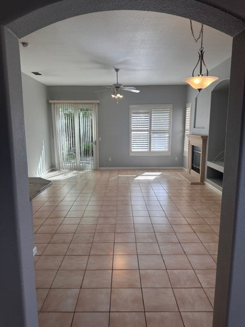 Rocklin House: 1500 Olympic Circle