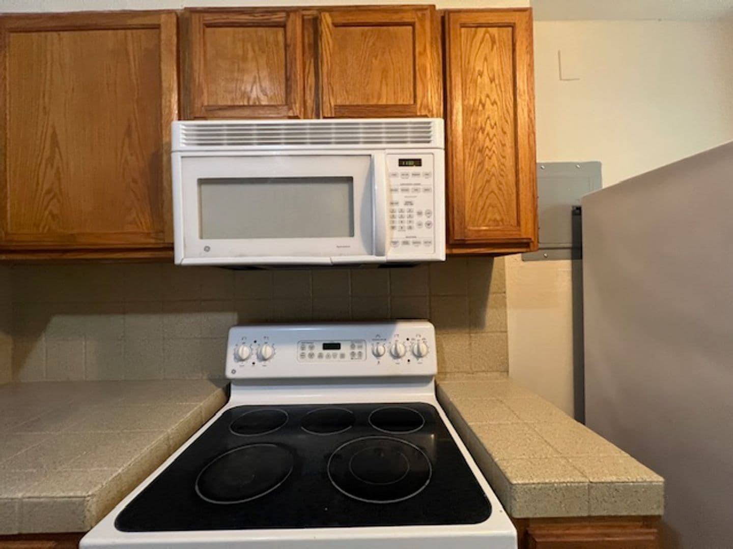 SACRAMENTO Apartment: 4505 RIVERSIDE BLVD