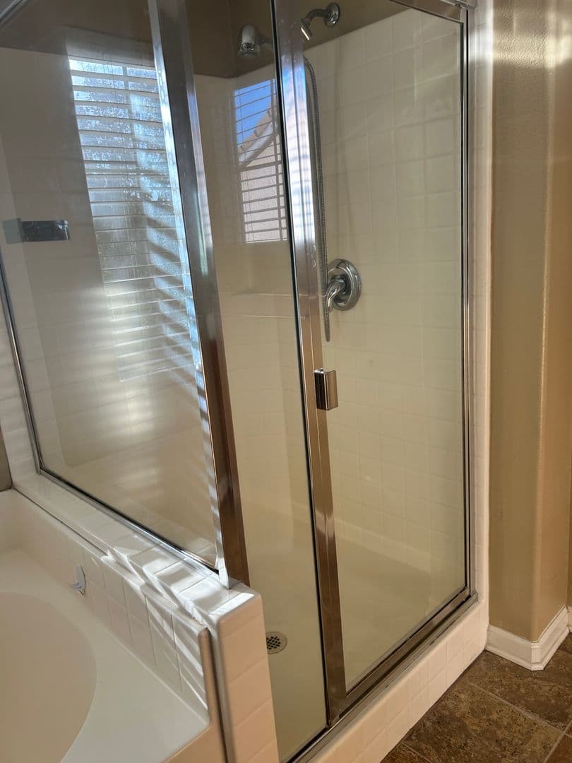 SACRAMENTO House: 4934 TROUVILLE LANE