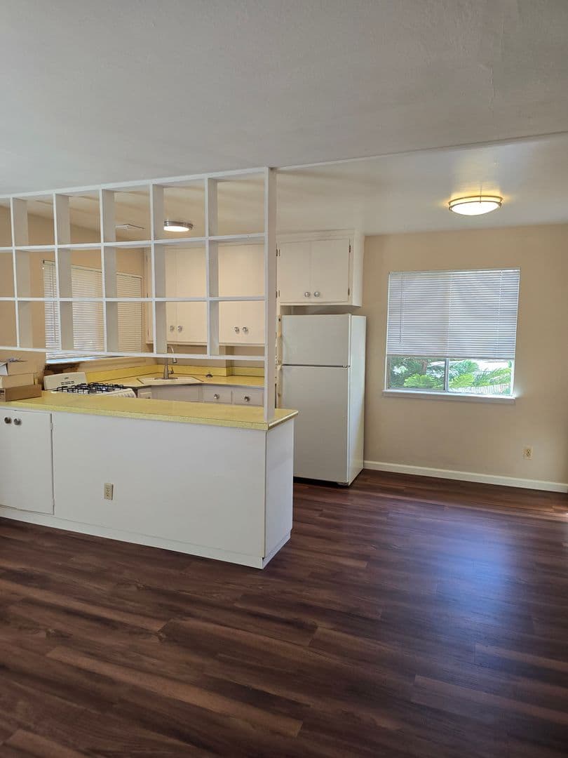 SACRAMENTO Apartment: 3015 F STREET