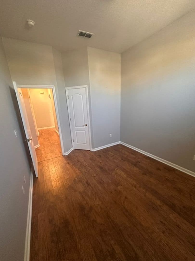Rocklin House: 1500 Olympic Circle