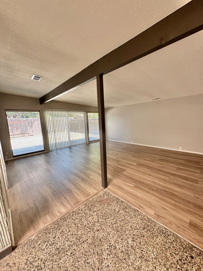 Davis House: 1503 Brown Drive