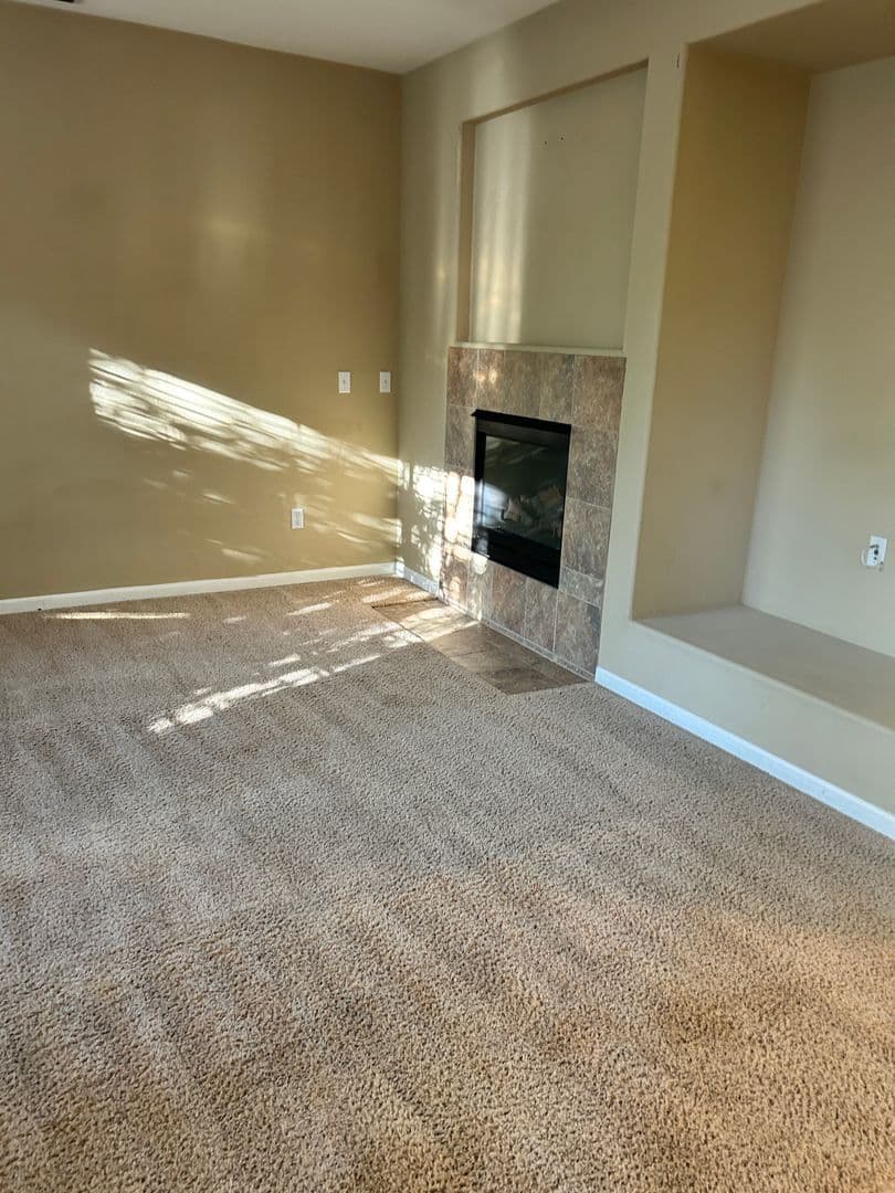 SACRAMENTO House: 4934 TROUVILLE LANE