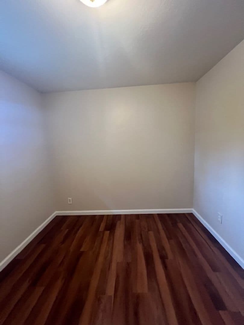 SACRAMENTO Apartment: 4505 RIVERSIDE BLVD