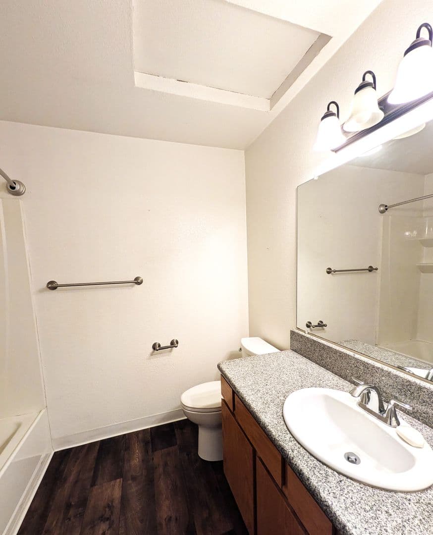 CARMICHAEL Apartment: 8728 FAIR OAKS BLVD #6