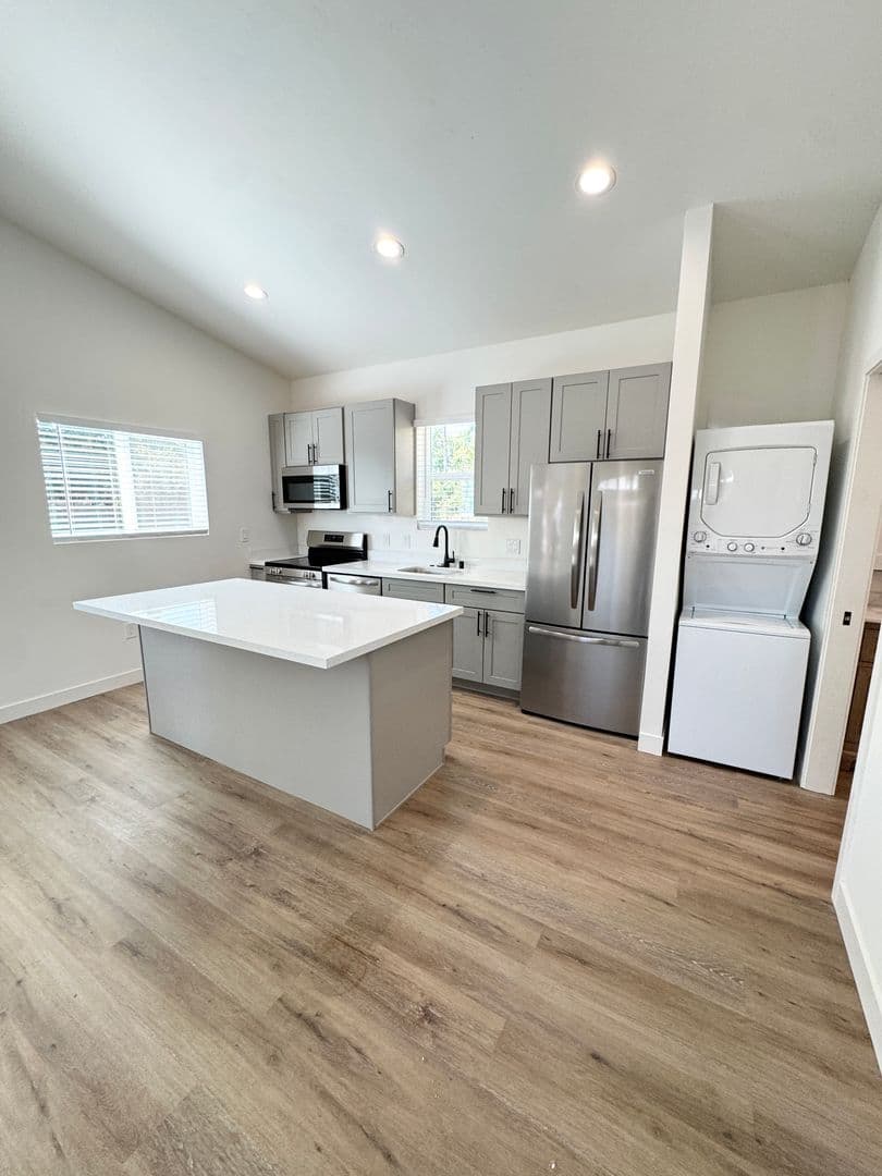 Sacramento House: 4588 73rd street Unit 2 Sacramento CA 95820