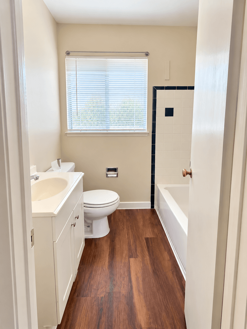 SACRAMENTO Apartment: 3015 F STREET