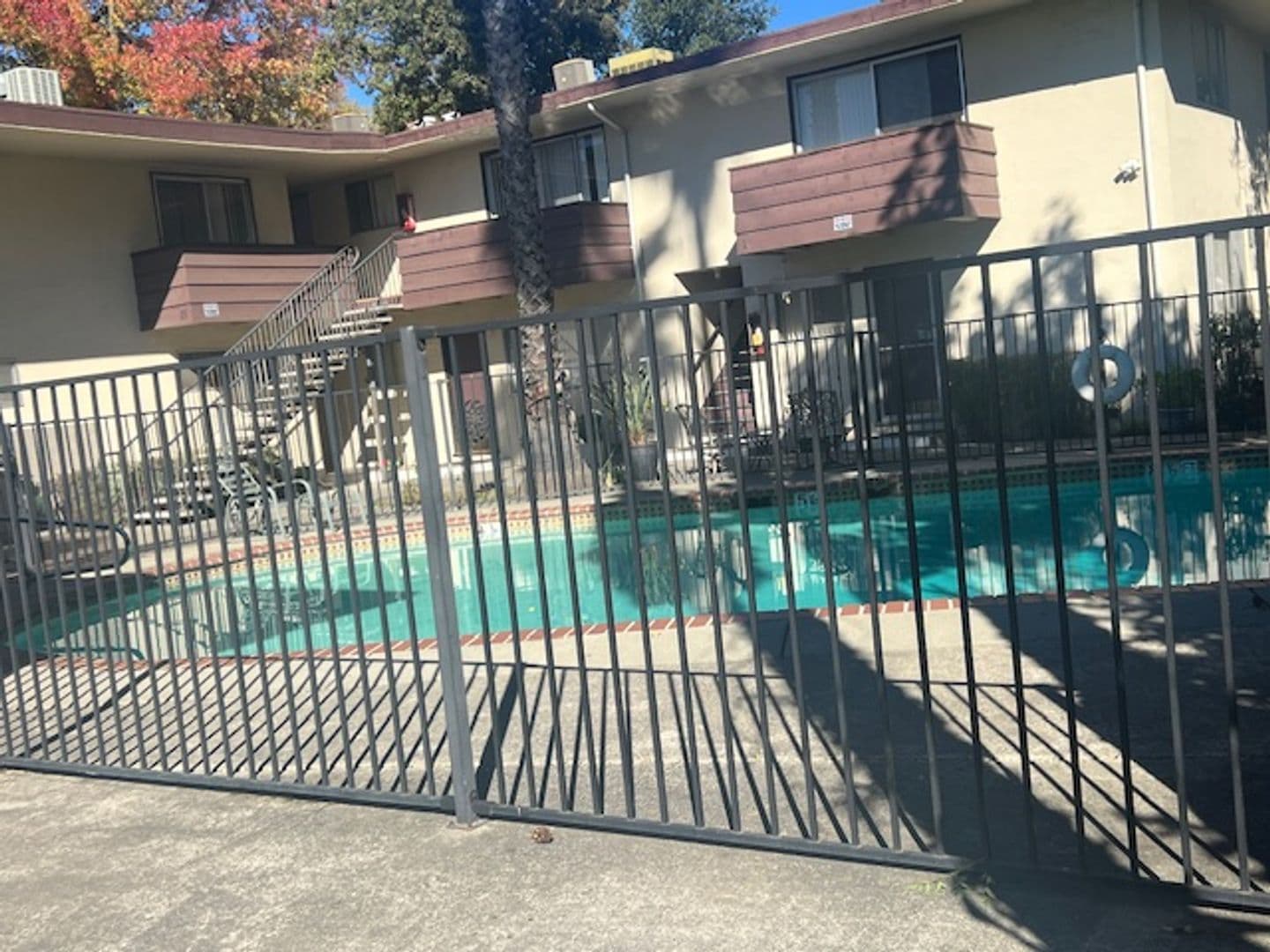 SACRAMENTO Apartment: 4505 RIVERSIDE BLVD